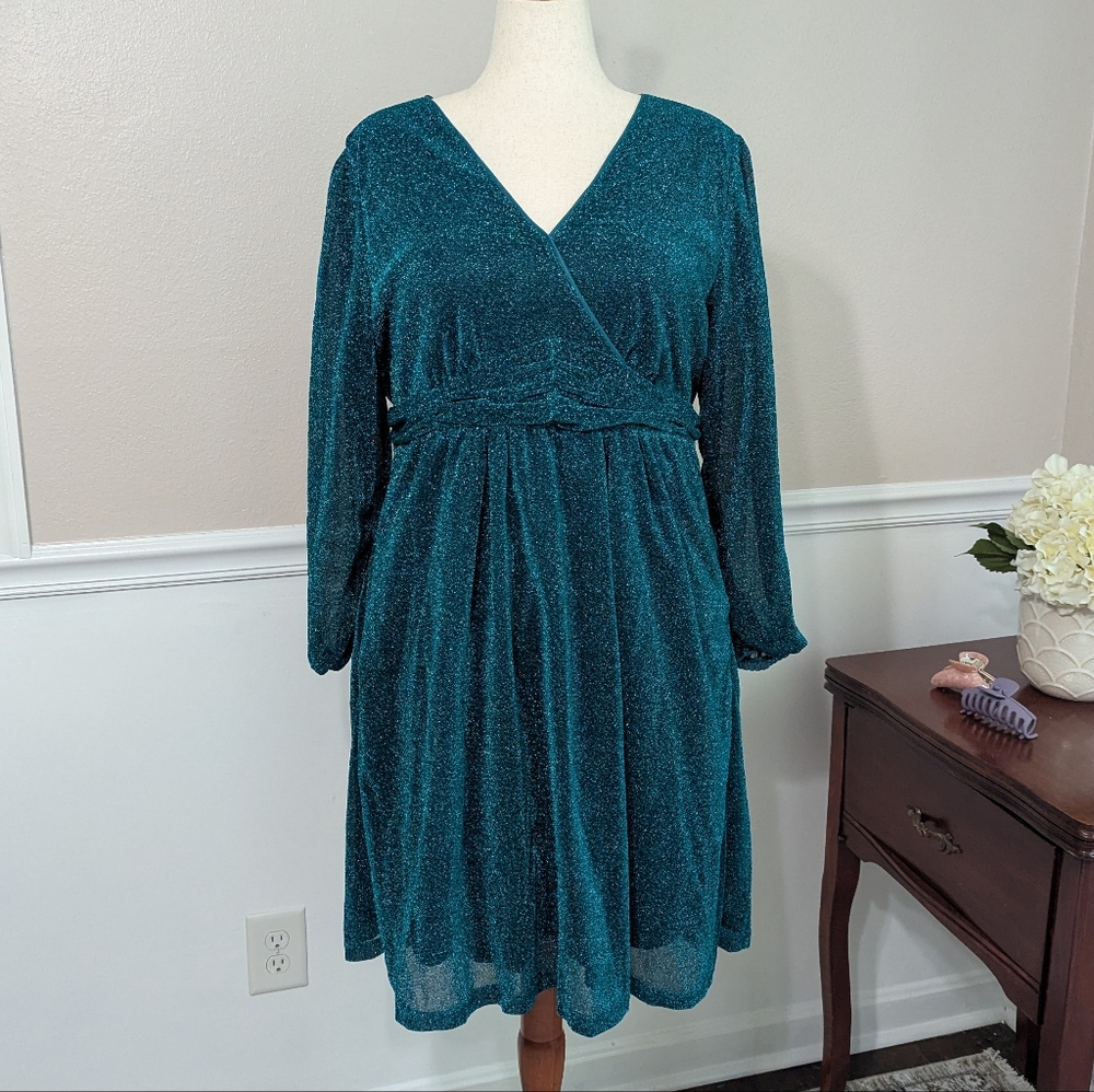 3/$30 NWT Bloomchic Glittery Green/Aqua Dress 14/16 - Picture 2 of 8